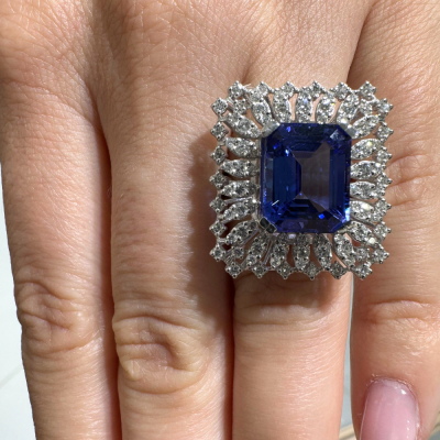 Inel cu diamante de 1.10 ct si Tanzanite de 7.20 ct