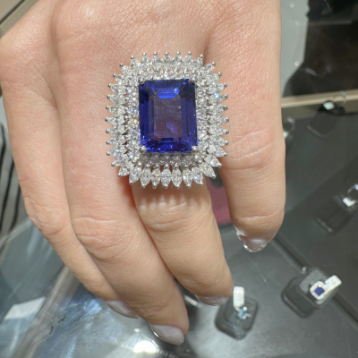 Inel cu diamante de 3.01 ct si Tanzanite de 10.76 ct